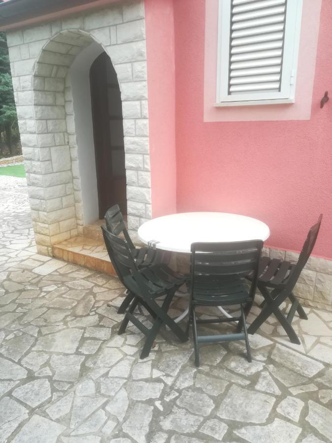 Villa Edward Premantura Luaran gambar